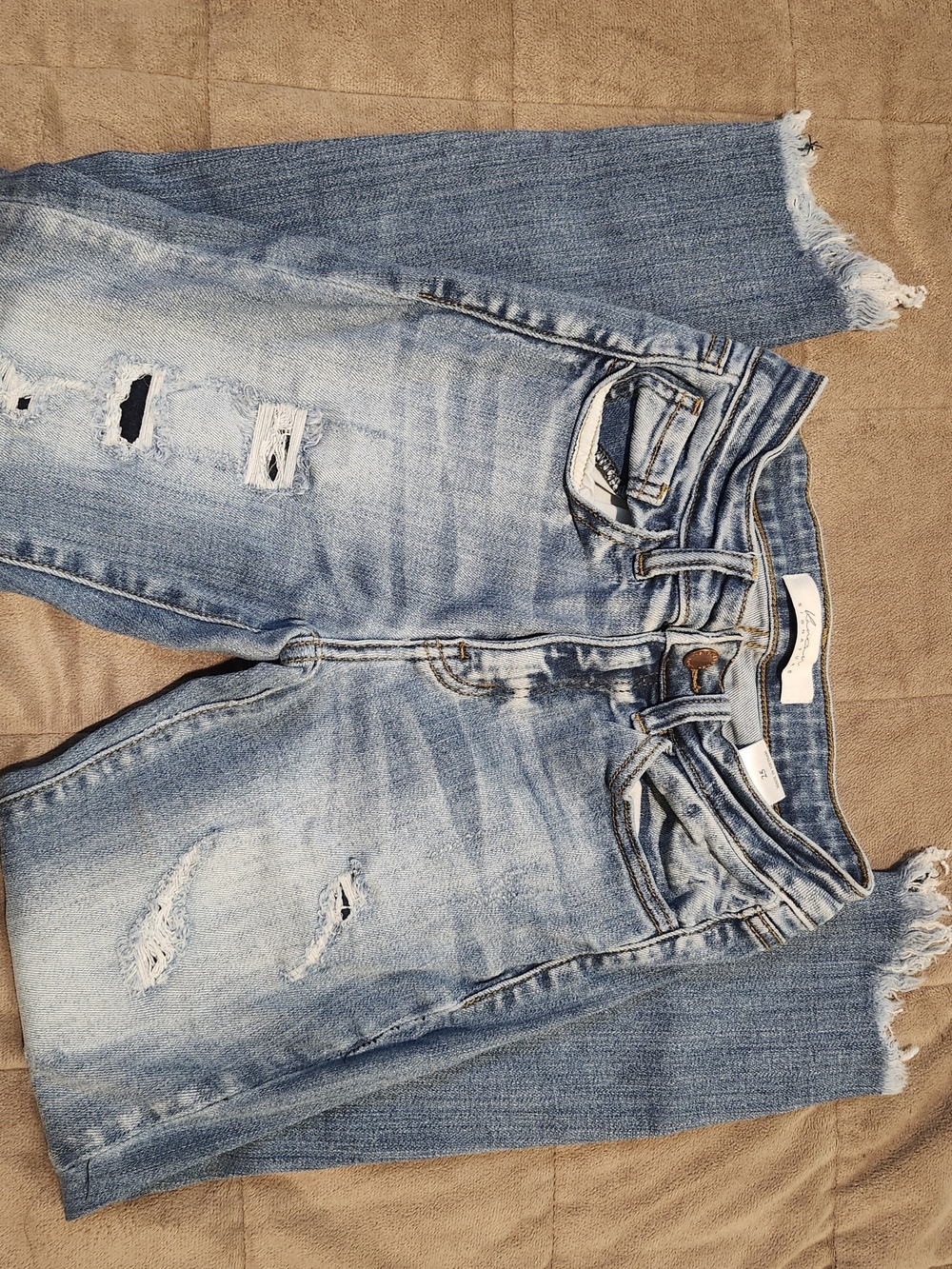 KanCan Light Wash Ripped Skinny Jeans